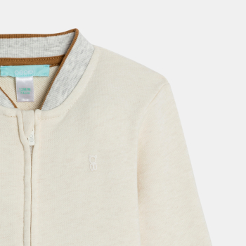 جاكيت بسحاب من طراز دب...